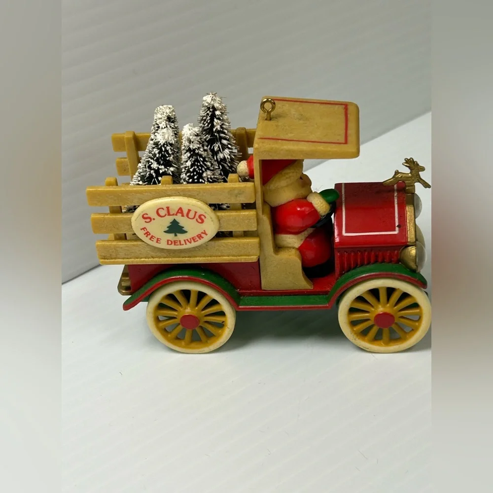 Hallmark Keepsake 1984 Santa's Delivery Truck Christmas Ornament - Picture 1 of 5